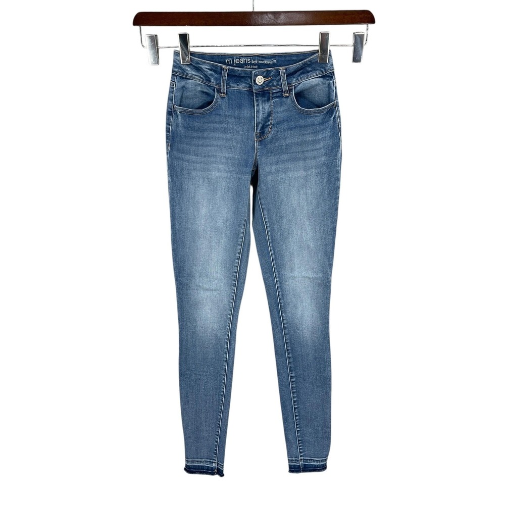 Maurices M Jeans Women Size XS Long Blue Mid Rise Skinny Preppy Stretch Denim